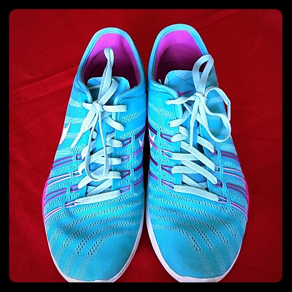 Nike shoes